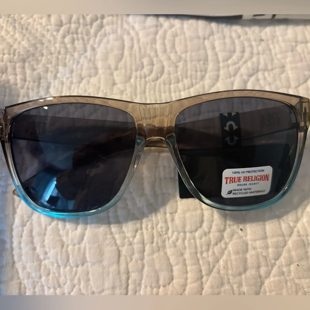 NWT True Religion Blue and Tan Sunglasses - Picture 6 of 6